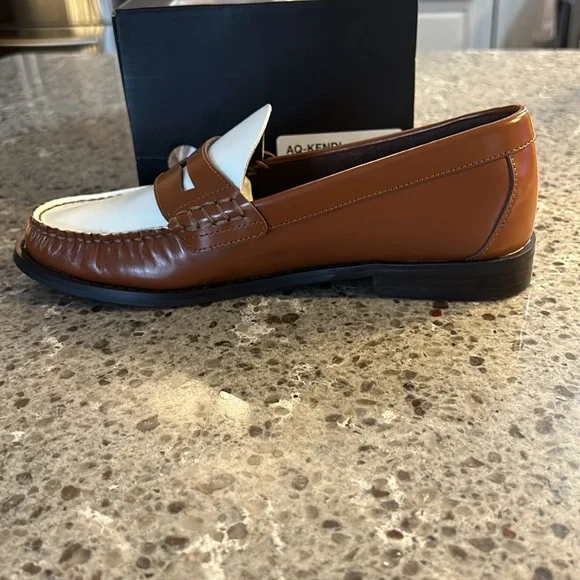 Aqua Women’s Kendal Slip On Loafer Flats- Bloomingdale’s exclusive, Size 8, NIB - Picture 4 of 6